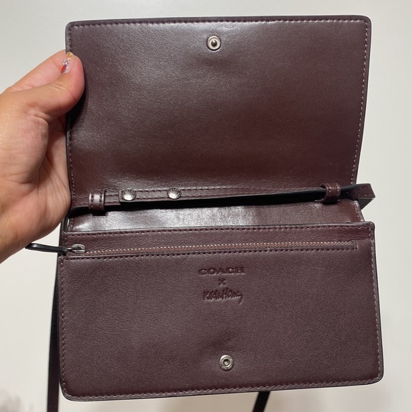 Coach x Keith Haring Hayden Foldover Glitter Crossbody Clutch Walle… - Picture 8 of 17